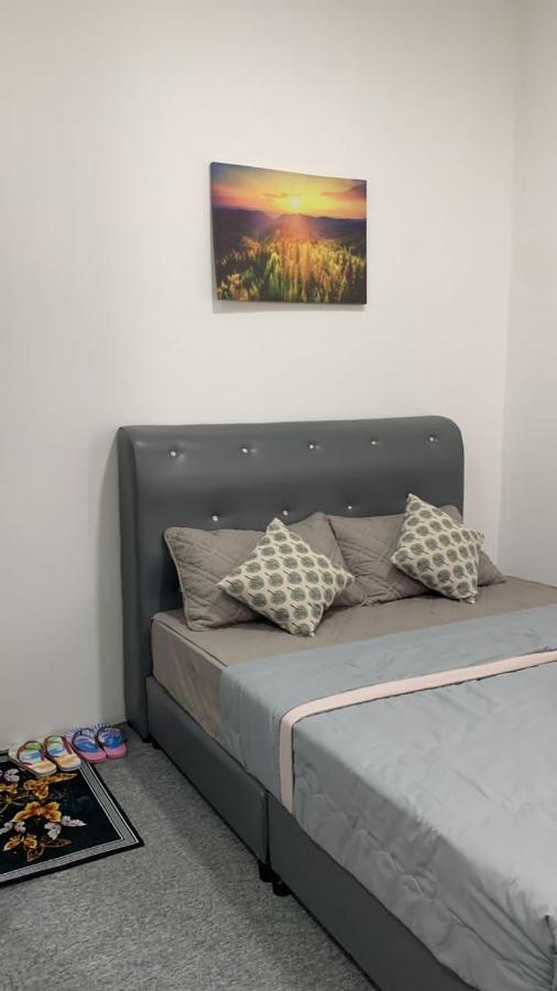 Euc Room Stay Tuaran Esterno foto