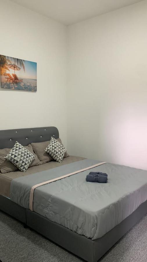 Euc Room Stay Tuaran Esterno foto